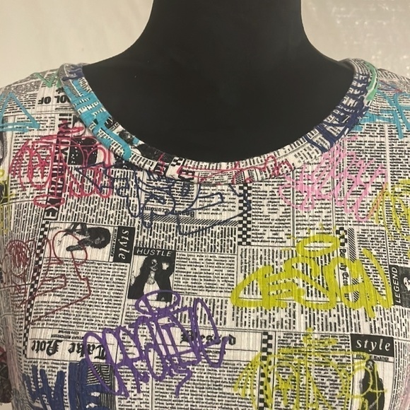 LOVE Streak twisted front top size L - Picture 3 of 6